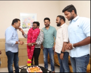 Kadaikutty Singam Success Celebration Stills