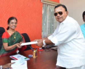 Radha Ravis nomination for dubbing union election Stills