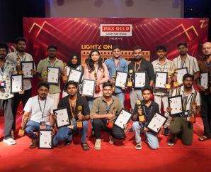 100 குறும்பட இயக்குநர்களுக்கு விருதுகள் கொடுத்து சாதனை
