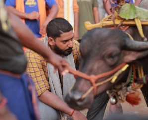 படத்தின் மீதான எதிர்பார்ப்பை எகிற வைத்திருக்கும்  'கரவாலி' படத்தின் தனித்துவமான டீசர்