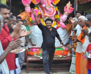 ஆக்ரோஷமான பாடல்காட்சியோடு தொடங்கிய ‘மலையப்பன்’ படப்பிடிப்பு