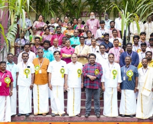 சீனு ராமசாமியின் ‘நிலத்தவள்’ கவிதை நூல் வெளியீடு