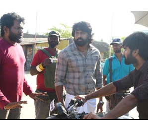 பழிவாங்கல் தான் எல்லா பிரச்சினைகளுக்கும் தீர்வா? – அதர்வா முரளியின் ‘வலை’