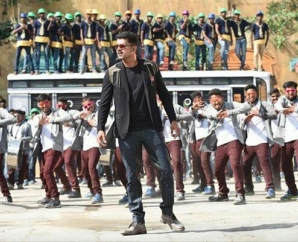 Vijay Is Now Ready For Theri Dubbing
